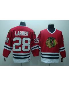 Blackhawks #28 Steve Larmer Stitched Red CCM Throwback NHL Jersey