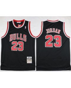 Men's Chicago Bulls #23 Michael Jordan Black Throwback Stitched NBA Jersey