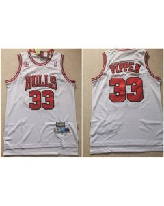 Men's Chicago Bulls #33 Scottie Pippen White Throwback Stitched Jersey