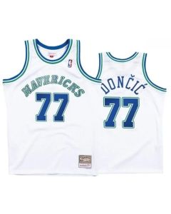 Toddlers Dallas Mavericks #77 Luka Doncic White Swingman Stitched Basketball Jersey