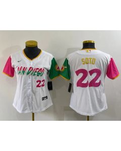 Women's San Diego Padres #22 Juan Soto 2022 White City Connect Cool Base Stitched Baseball Jersey(Run Small) (White)