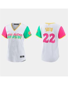 Women's San Diego Padres #22 Juan Soto 2022 White City Connect Cool Base Stitched Baseball Jersey(Run Small)